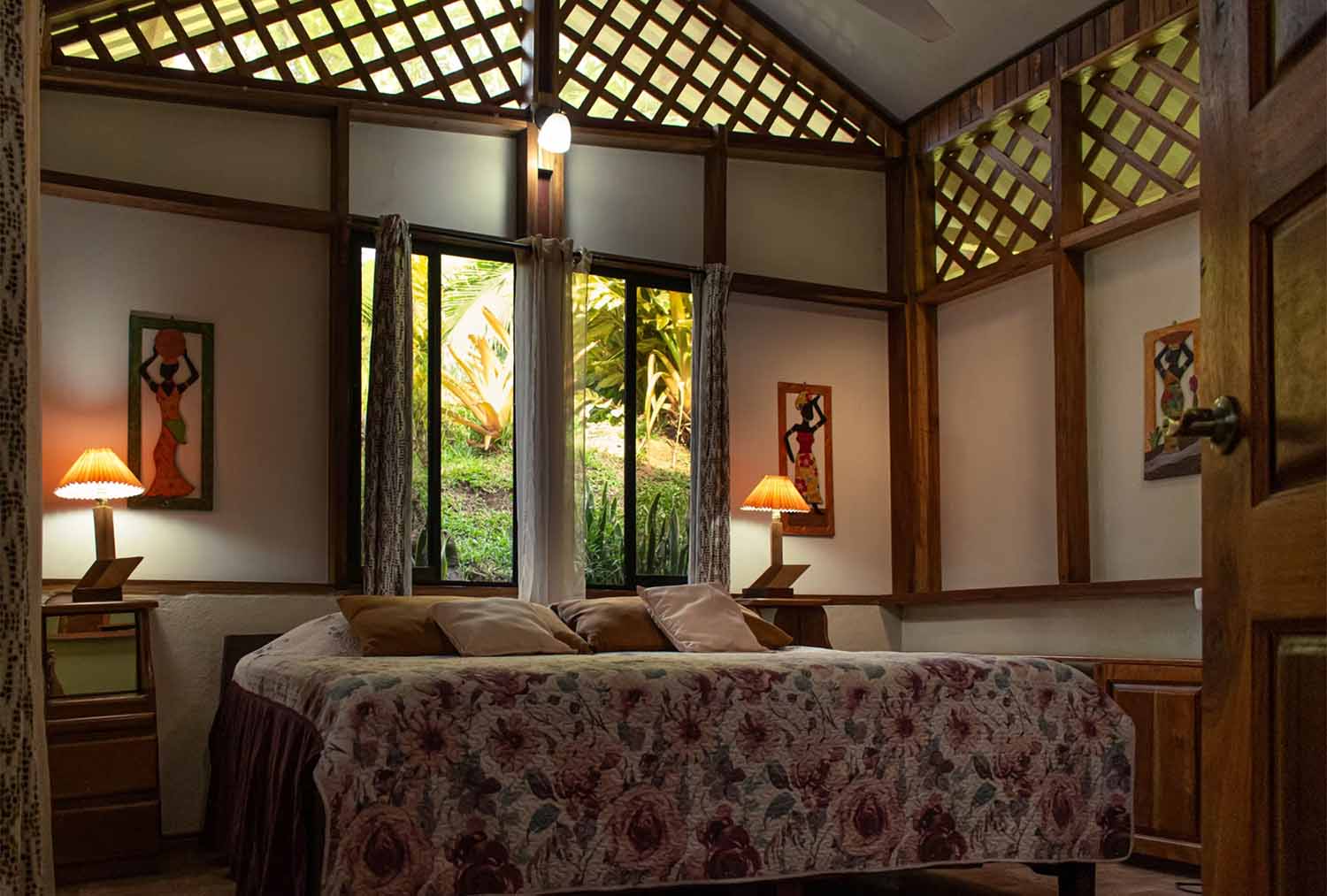 Villa #12 Mariposa Morpho